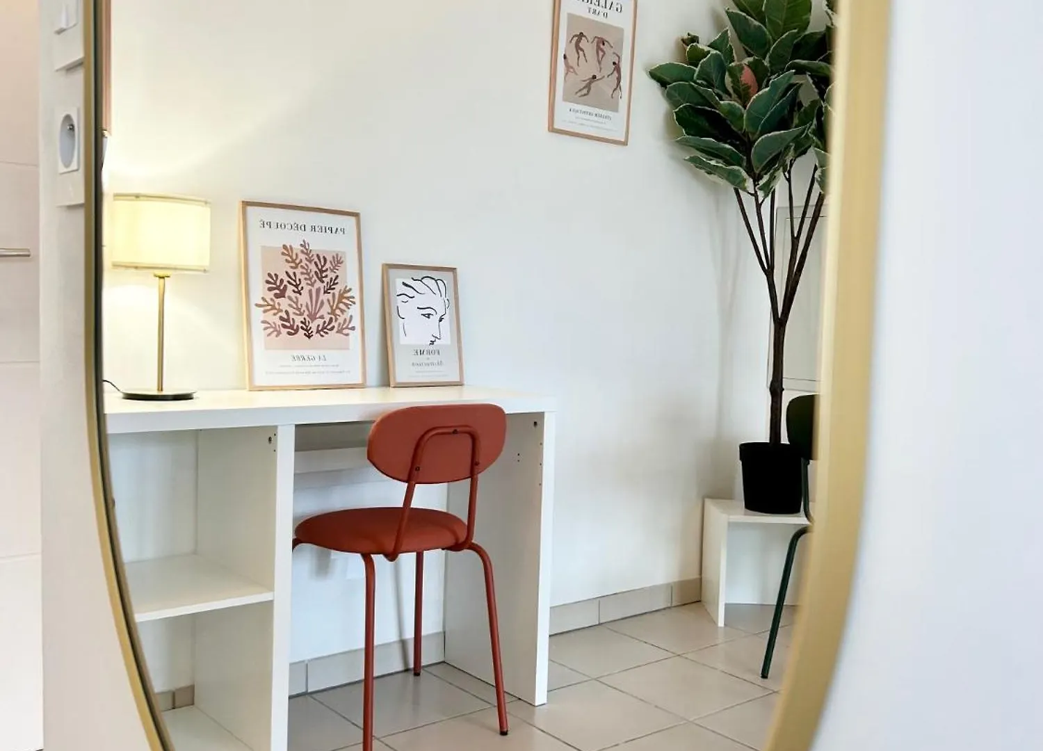 Apartamento Lescale Des Artistes - Metro - Tramway - Aeroport Toulouse Francia