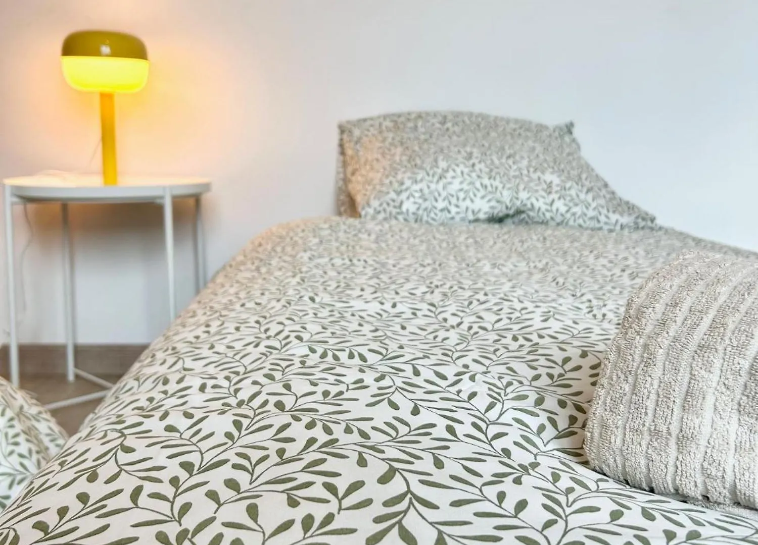 Apartamento Lescale Des Artistes - Metro - Tramway - Aeroport Toulouse