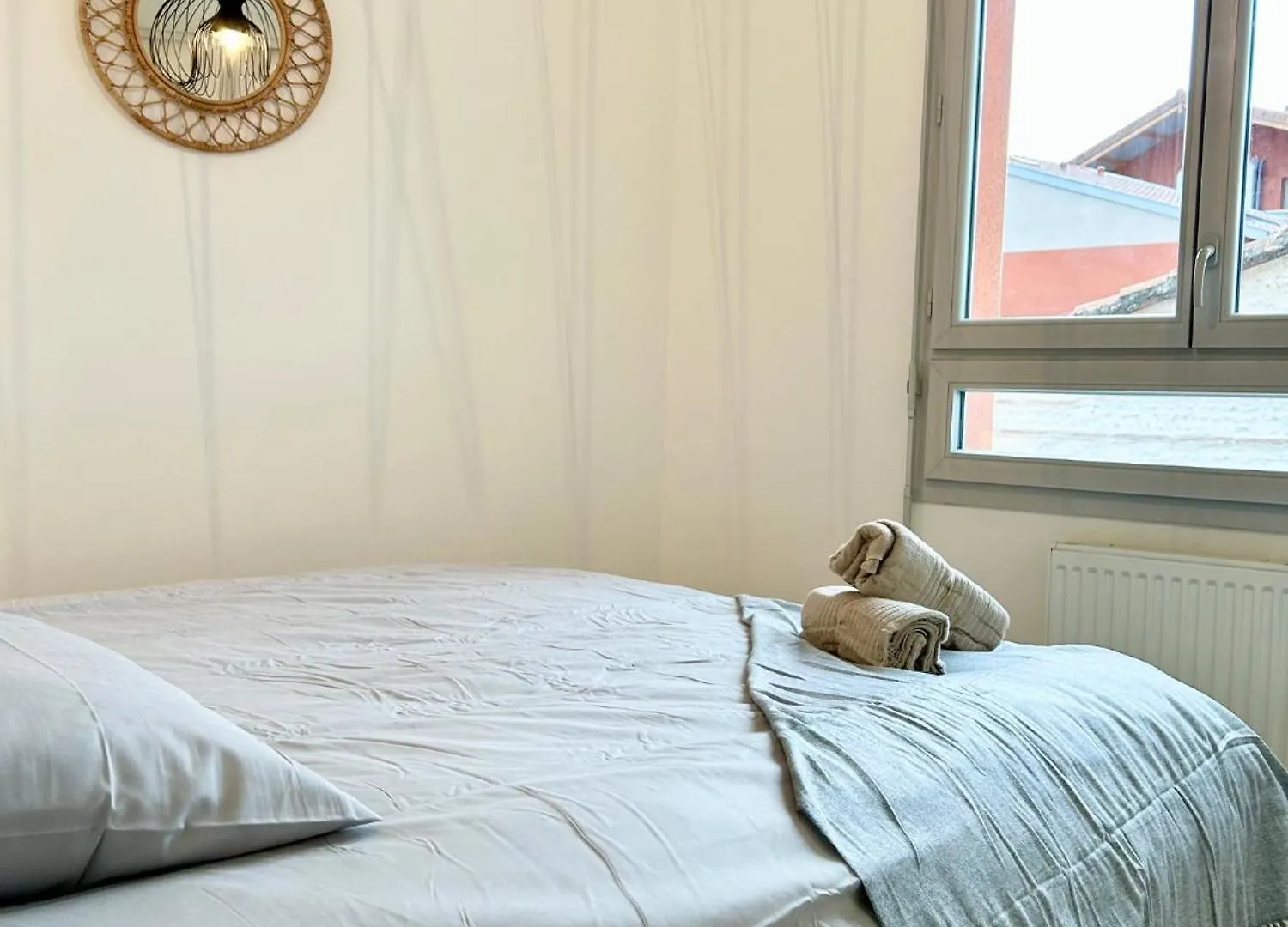 Apartamento Lescale Des Artistes - Metro - Tramway - Aeroport Toulouse 0*,